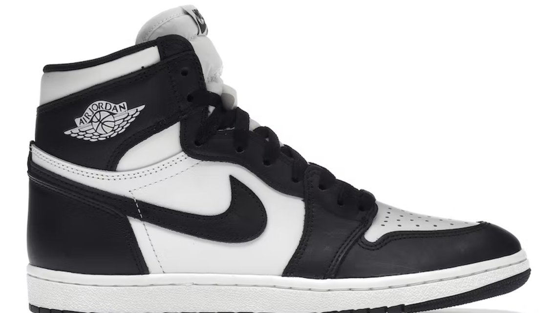 Jordan 1 retro 2025 negro con blanco